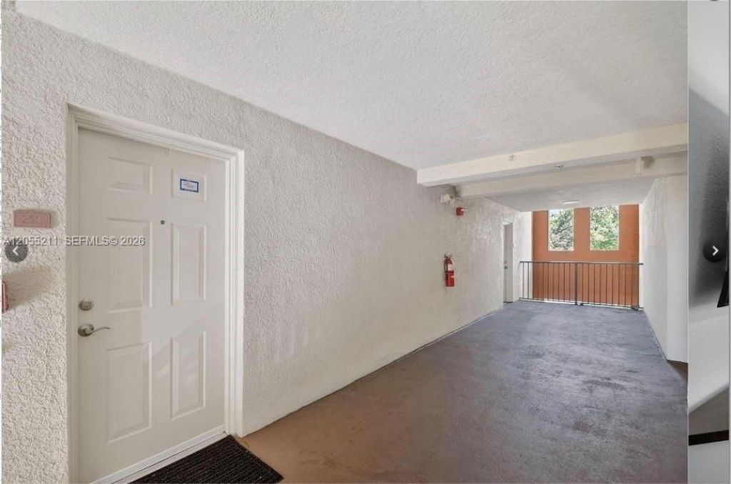 6769 Heritage Grande, Unit 201, Boynton Beach, FL 33437 Photo