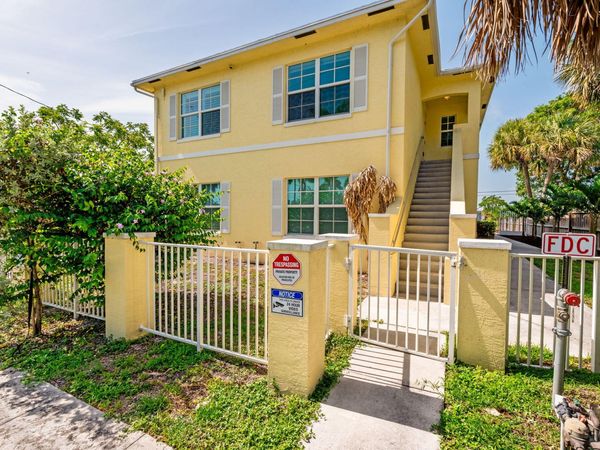56 W 12th Street, Unit C, Riviera Beach, FL 33404