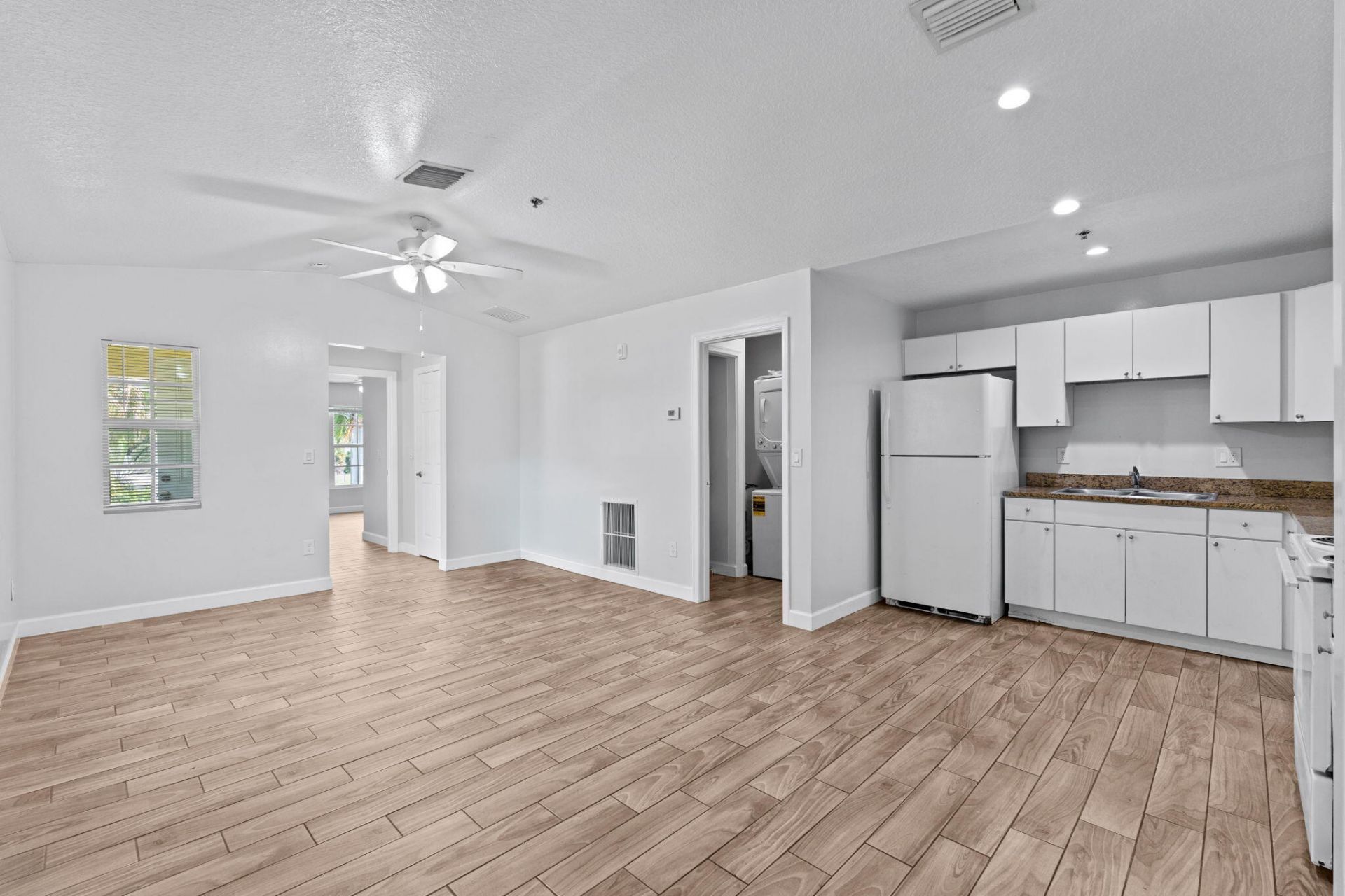 56 W 12th Street, Unit C, Riviera Beach, FL 33404 Photo