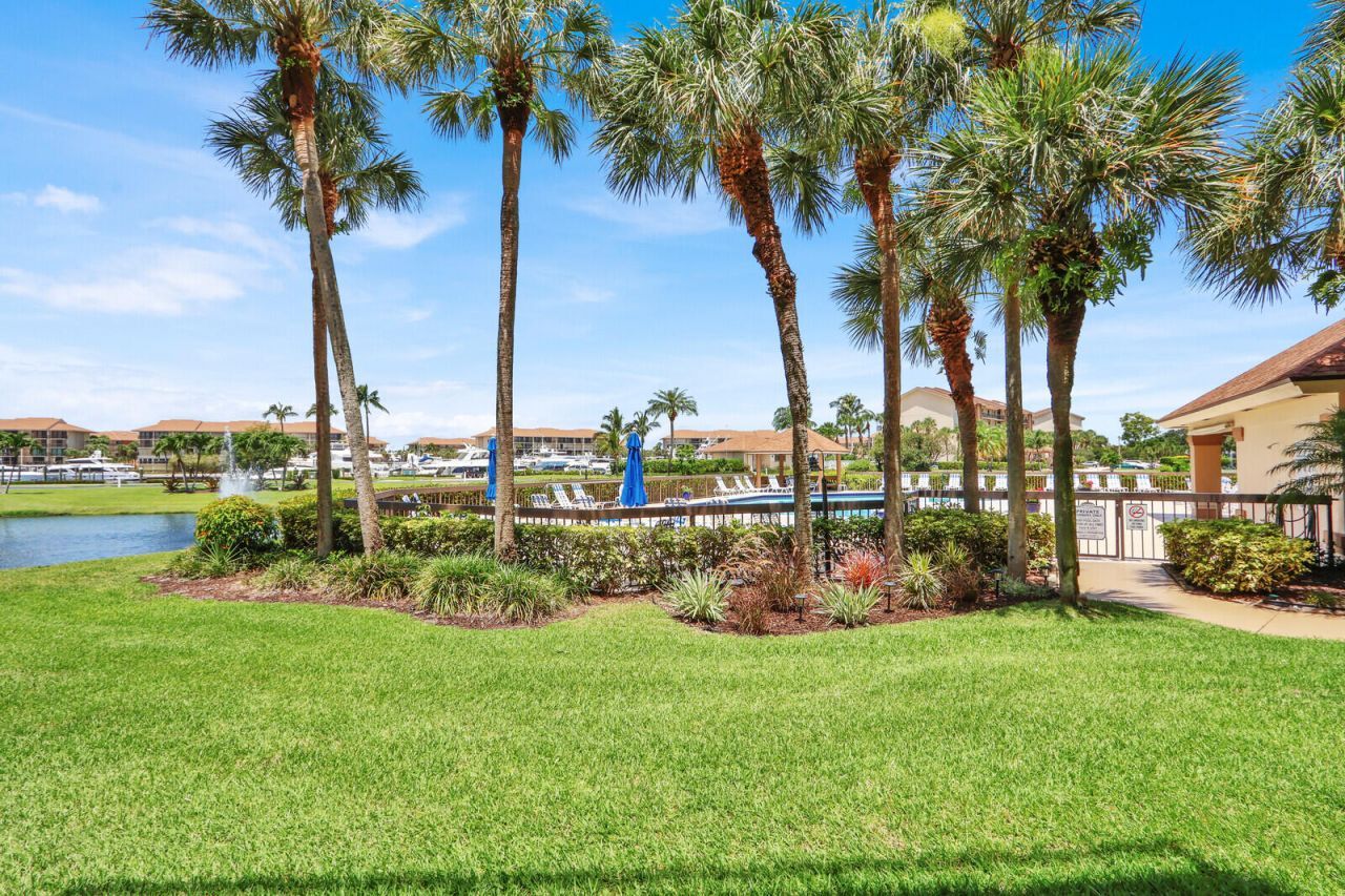 701 Seafarer Circle, Unit 105, Jupiter, FL 33477 Photo