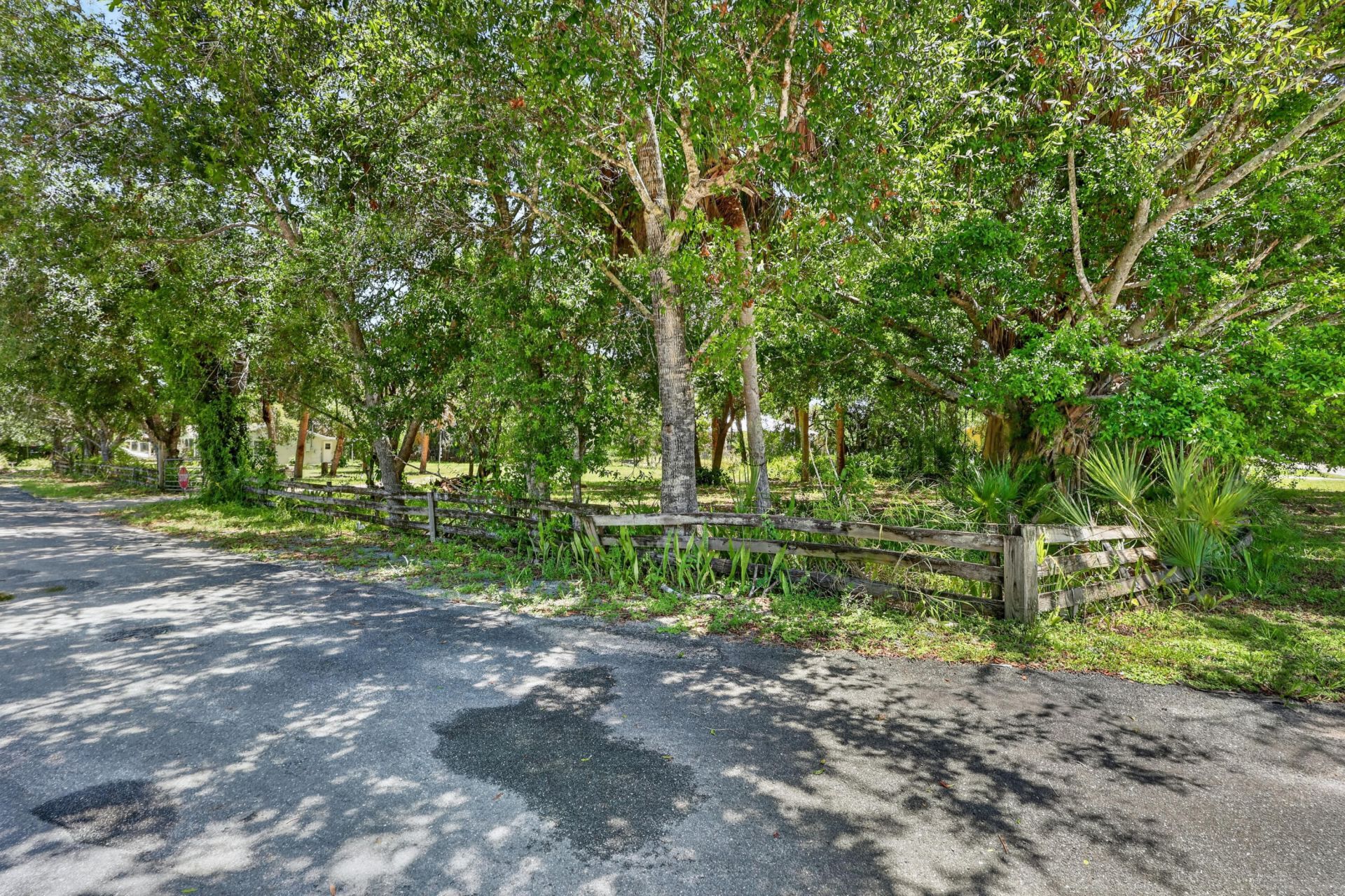 1920 N 48th Street, Fort Pierce, FL 34947 Photo