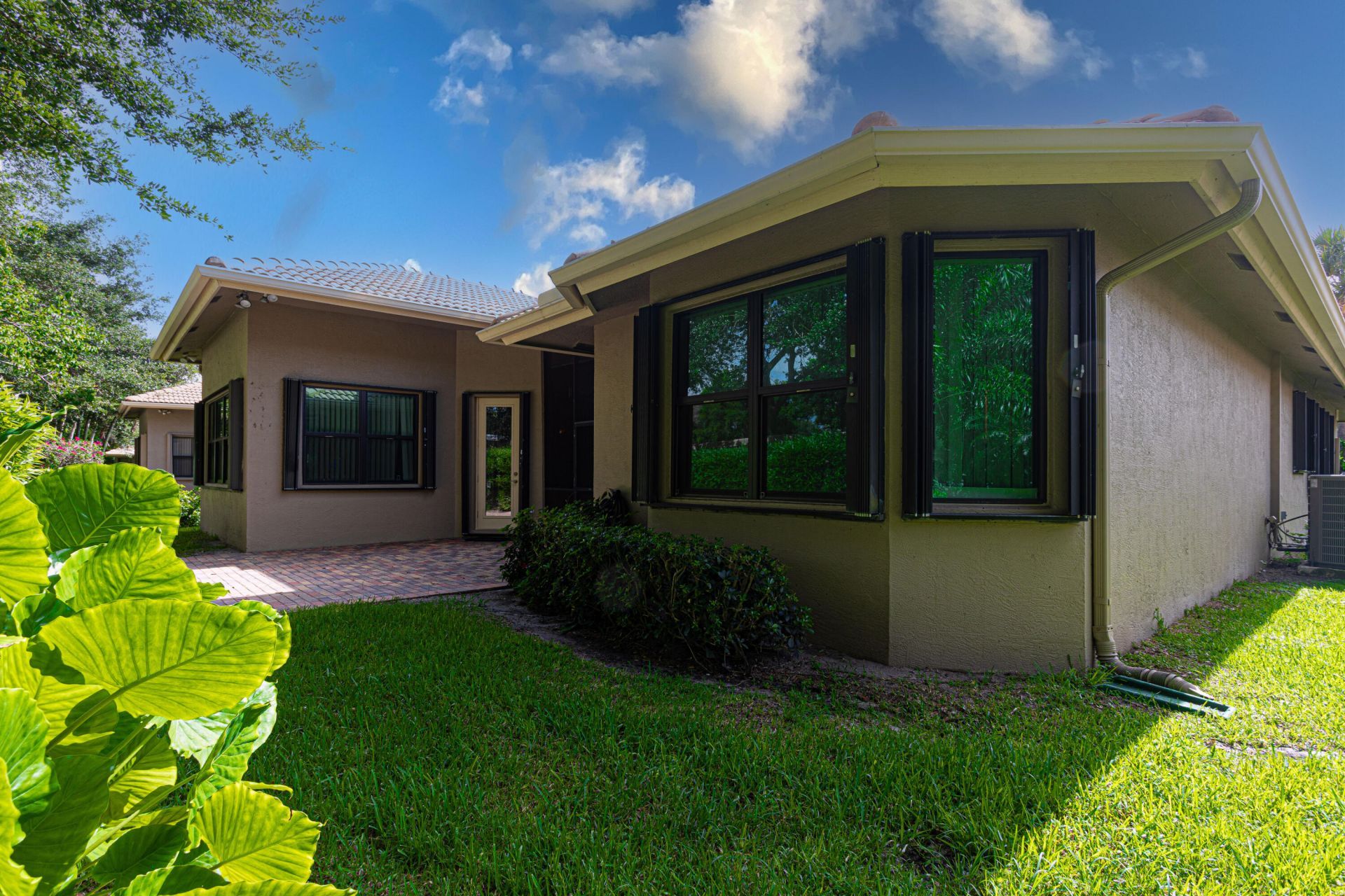 8047 Via Grande, Boynton Beach, FL 33437 Photo