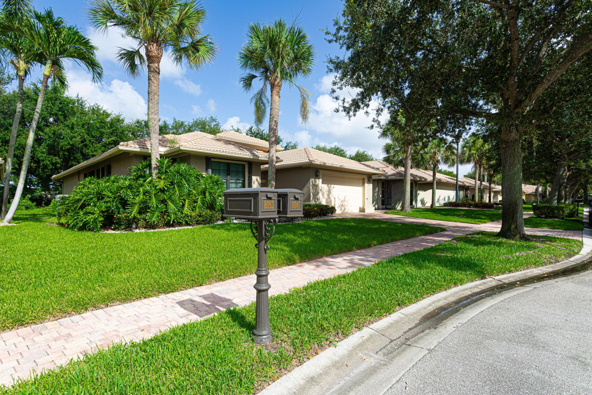 8047 Via Grande, Boynton Beach, FL 33437 Photo