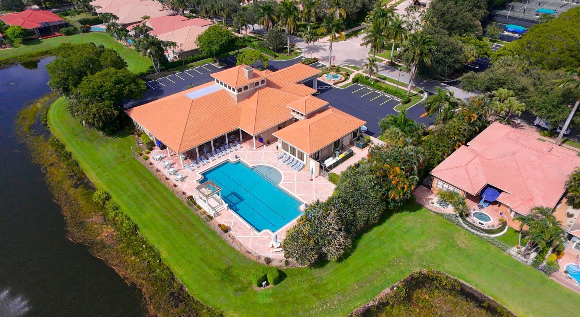 8047 Via Grande, Boynton Beach, FL 33437 Photo