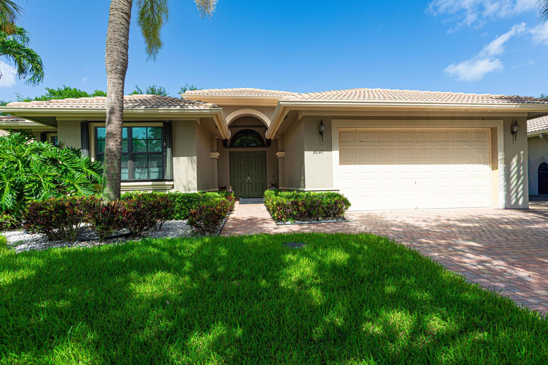8047 Via Grande, Boynton Beach, FL 33437 Photo