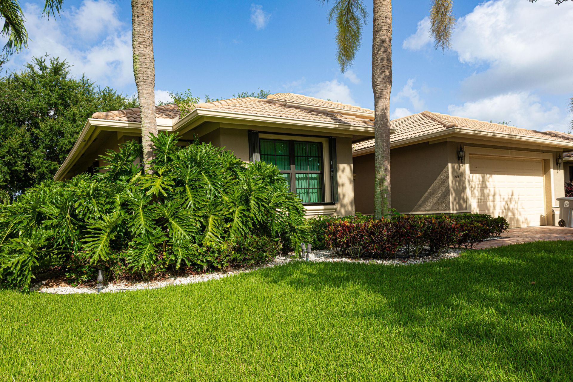 8047 Via Grande, Boynton Beach, FL 33437 Photo