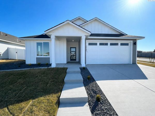 2560 Clark Ridge Drive, Richland, WA 99352