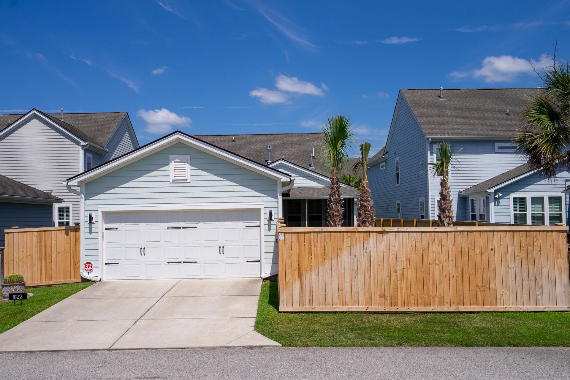 1822 Grovehurst Photo 51