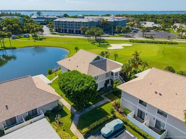 333 NE Golfview Circle , Stuart, FL 34996