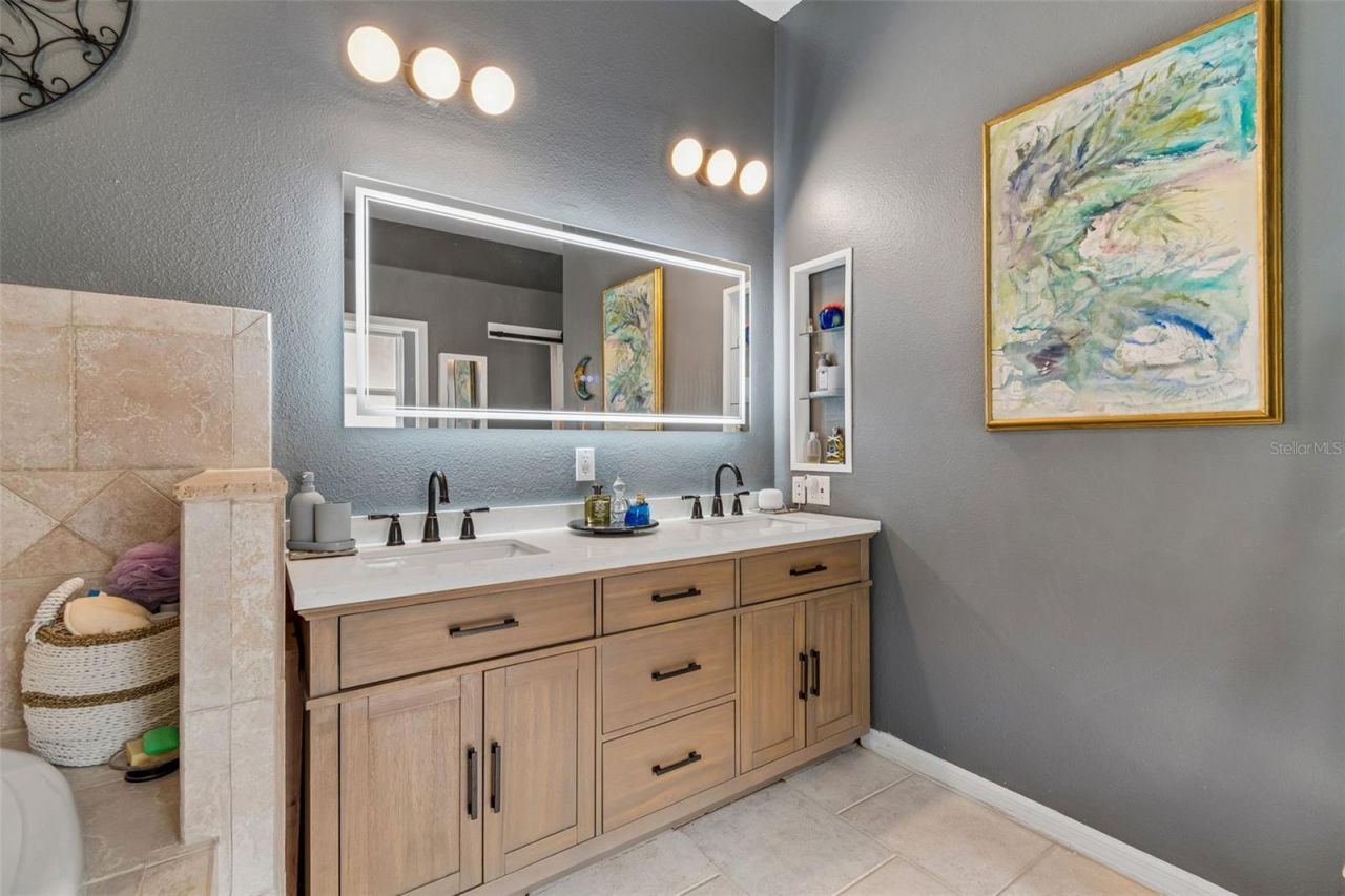 1514 Booth Drive, Valrico, FL 33594 Photo