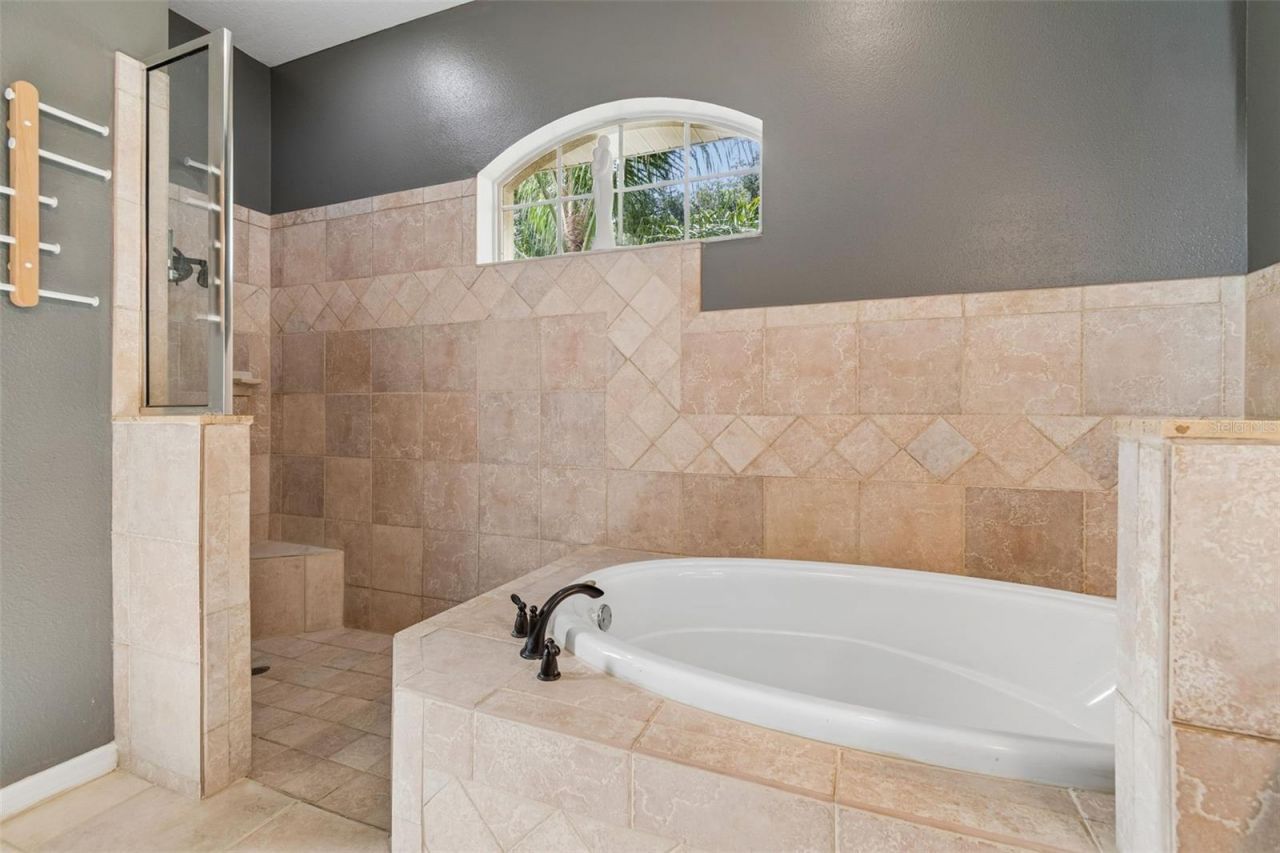 1514 Booth Drive, Valrico, FL 33594 Photo