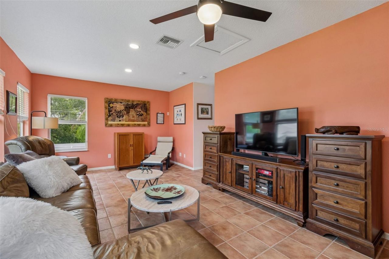 1514 Booth Drive, Valrico, FL 33594 Photo