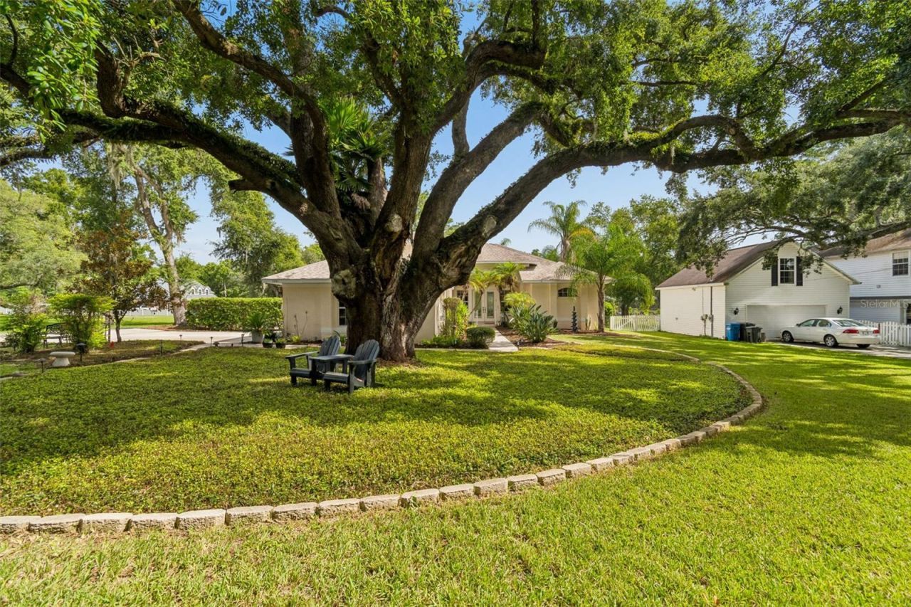 1514 Booth Drive, Valrico, FL 33594 Photo