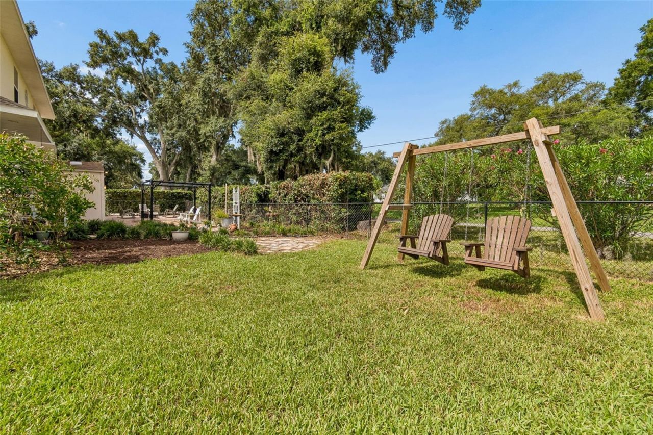 1514 Booth Drive, Valrico, FL 33594 Photo