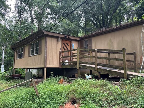 552 Kelly Dr , Canton, GA 30115