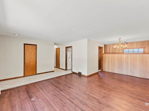 Main Photo
