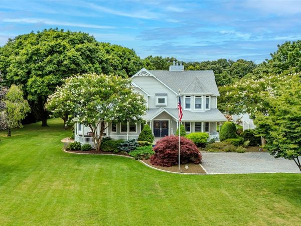 300 Private Road, Unit 8, Cutchogue, NY 11935