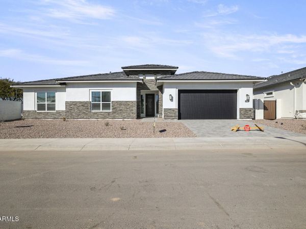 17684 W BROWN Street, Waddell, AZ 85355