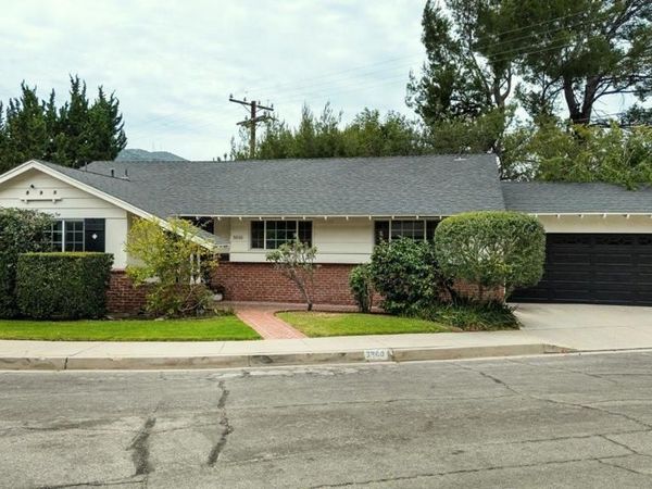 3860 2nd Avenue , La Crescenta, CA 91214