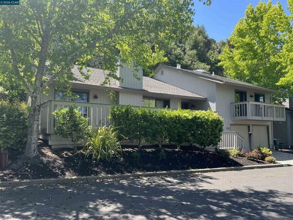 114 Brookline St , Moraga, CA 94556