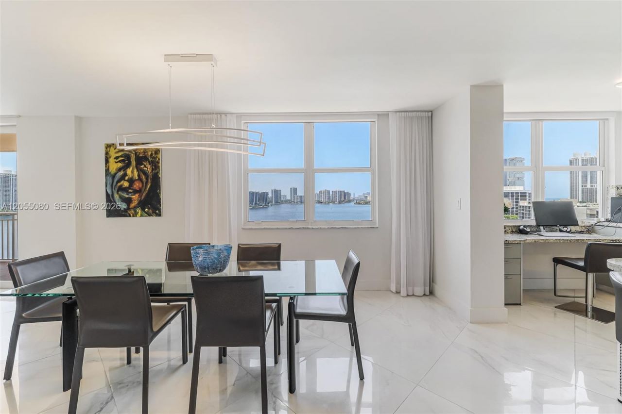 251 174th St, Unit 1104, Sunny Isles Beach, FL 33160 Photo