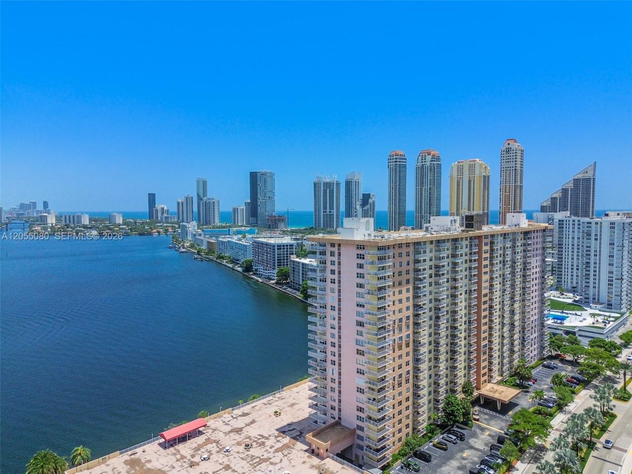 251 174th St, Unit 1104, Sunny Isles Beach, FL 33160 Photo