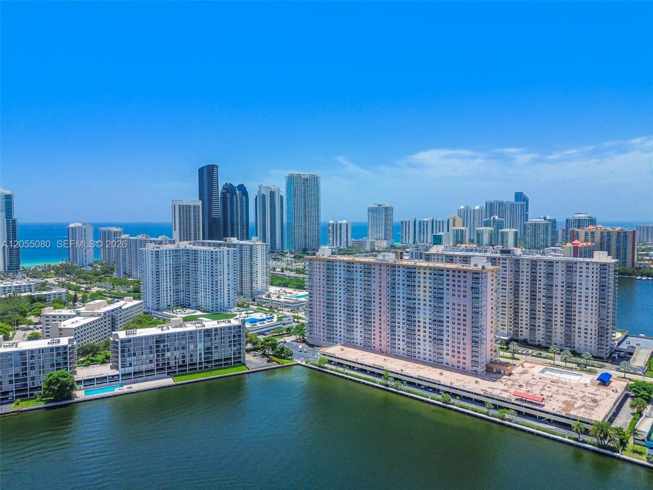 251 174th St, Unit 1104, Sunny Isles Beach, FL 33160 Photo