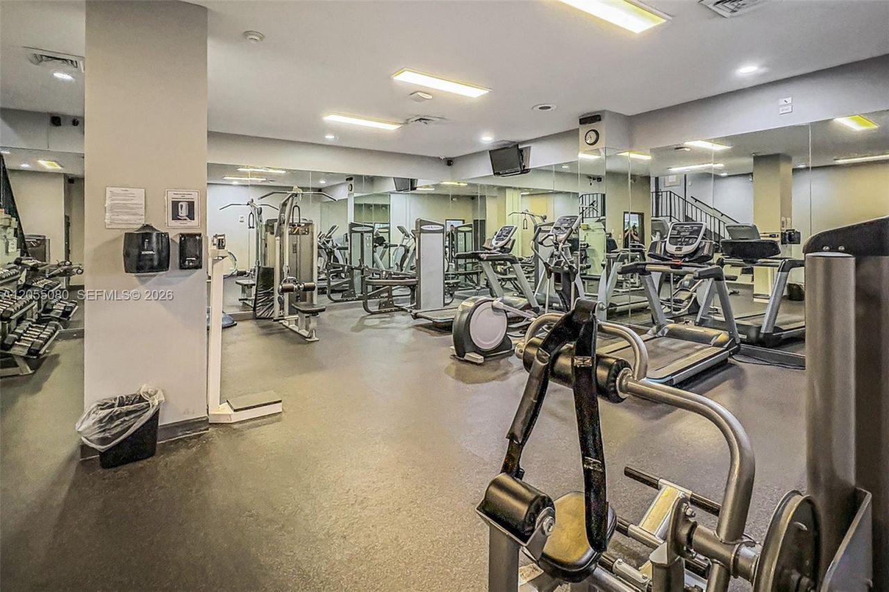 251 174th St, Unit 1104, Sunny Isles Beach, FL 33160 Photo