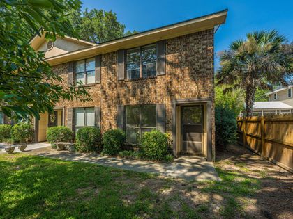 10 Bass Lane Charleston, SC 29412