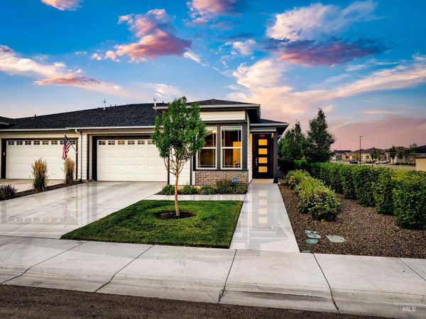 12150 S Glory Ln, Kuna, ID 83634