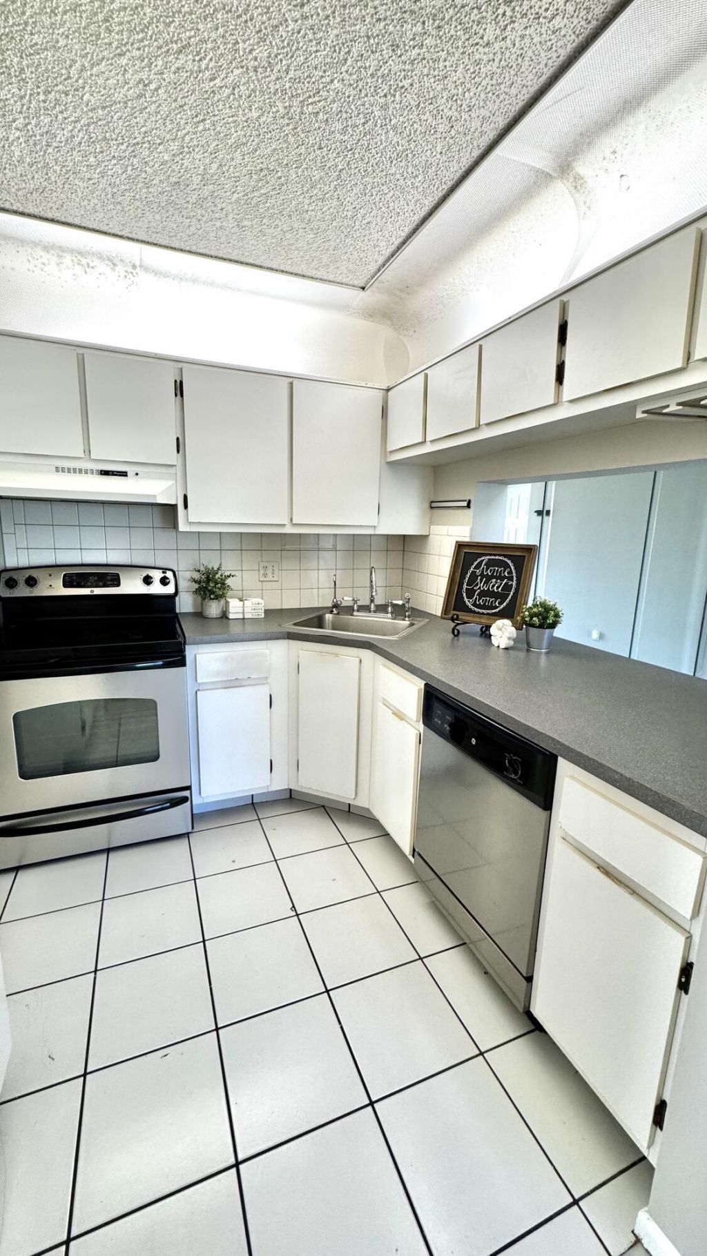 1007 Green Pine Boulevard, Unit A3, West Palm Beach, FL 33409 Photo