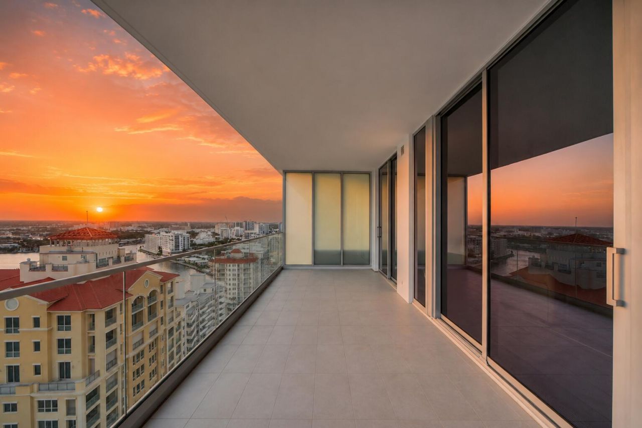 153 N Seabreeze Boulevard N, Unit 1803, Fort Lauderdale, FL 33304 Photo