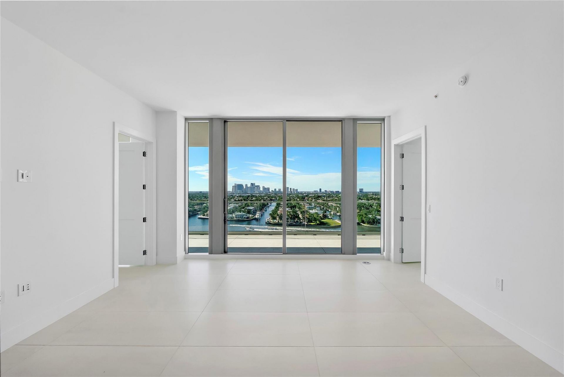 153 N Seabreeze Boulevard N, Unit 1803, Fort Lauderdale, FL 33304 Photo