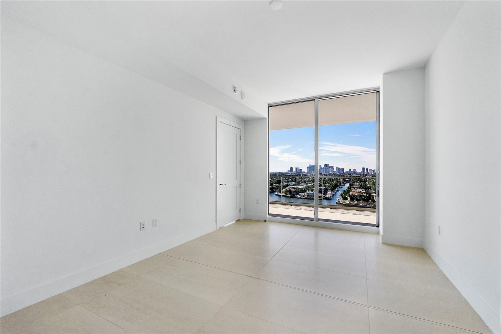153 N Seabreeze Boulevard N, Unit 1803, Fort Lauderdale, FL 33304 Photo