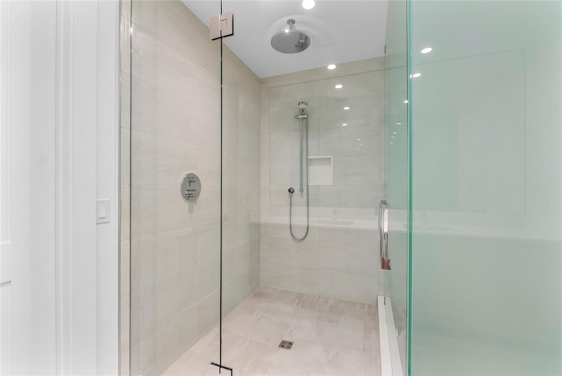 153 N Seabreeze Boulevard N, Unit 1803, Fort Lauderdale, FL 33304 Photo