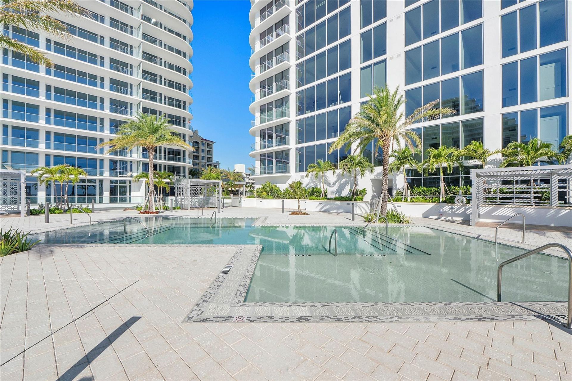 153 N Seabreeze Boulevard N, Unit 1803, Fort Lauderdale, FL 33304 Photo