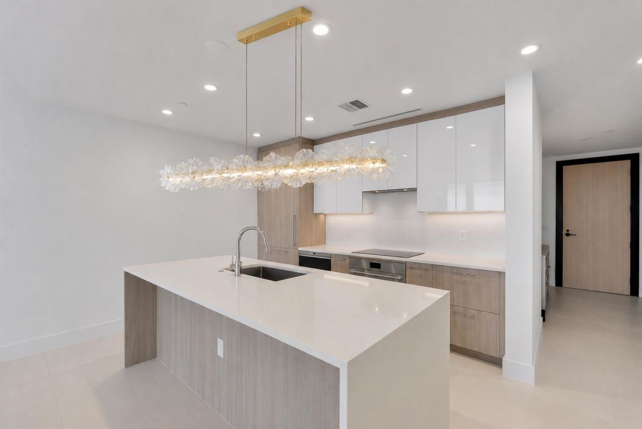 153 N Seabreeze Boulevard N, Unit 1803, Fort Lauderdale, FL 33304 Photo
