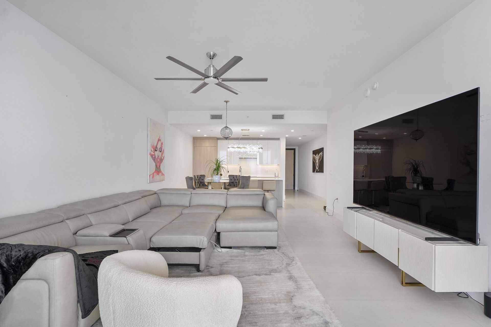 153 N Seabreeze Boulevard N, Unit 1803, Fort Lauderdale, FL 33304 Photo