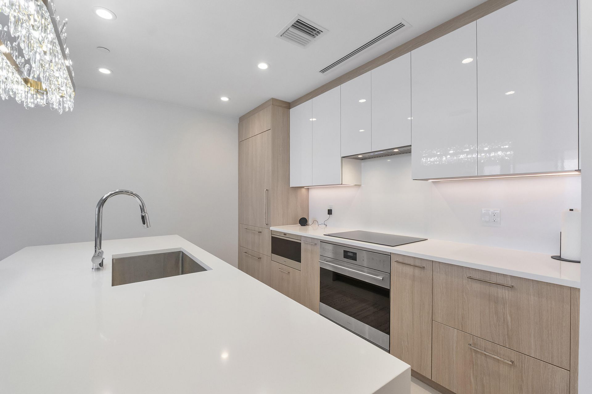 153 N Seabreeze Boulevard N, Unit 1803, Fort Lauderdale, FL 33304 Photo
