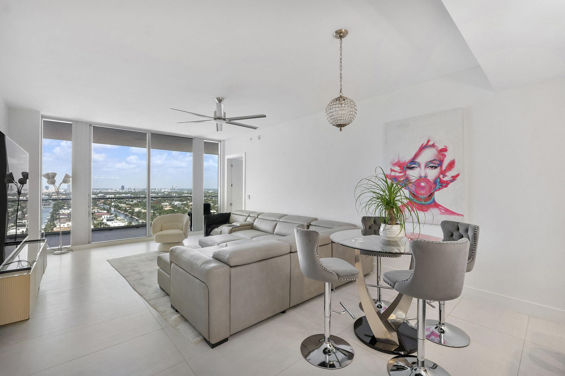 153 N Seabreeze Boulevard N, Unit 1803, Fort Lauderdale, FL 33304 Photo