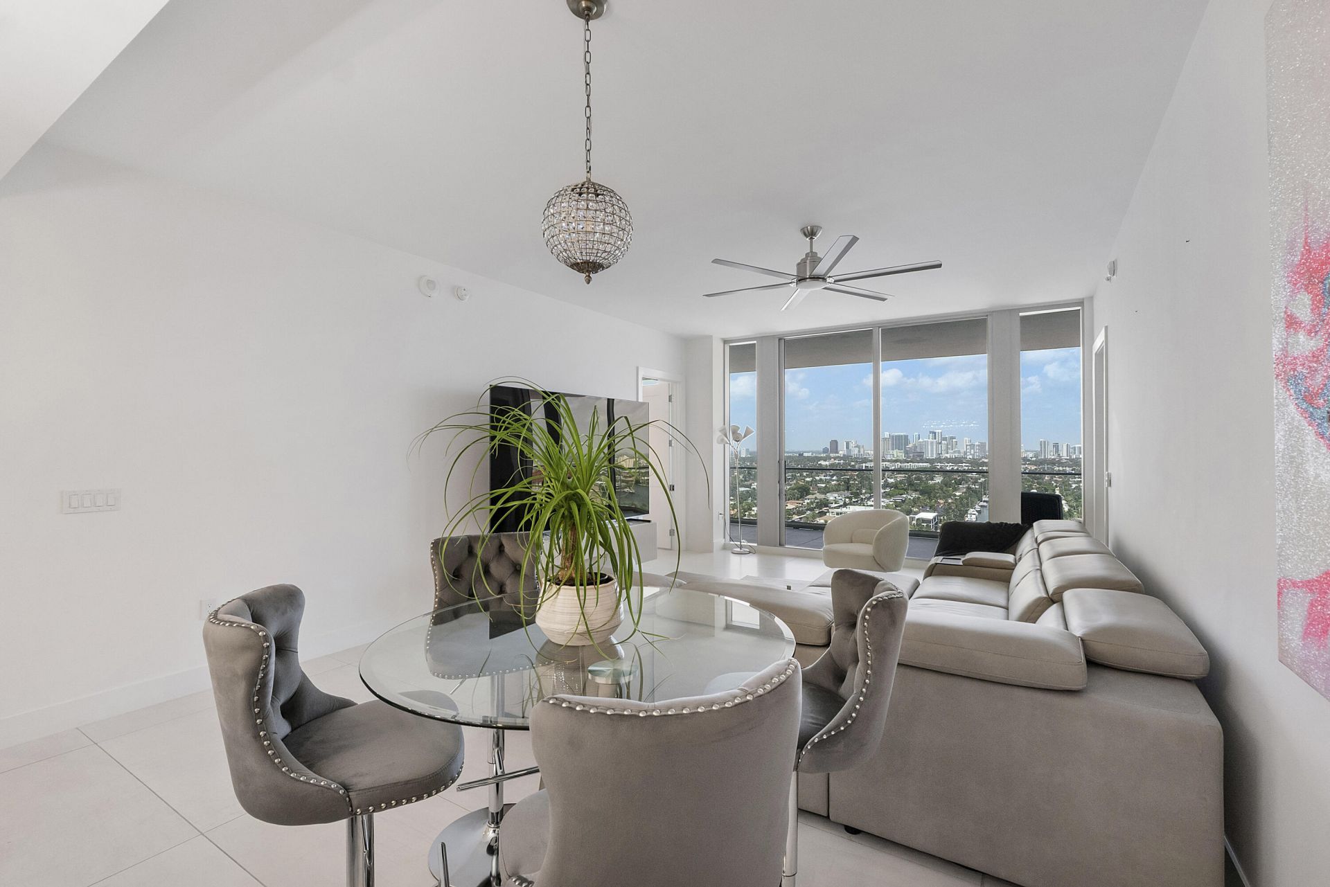 153 N Seabreeze Boulevard N, Unit 1803, Fort Lauderdale, FL 33304 Photo