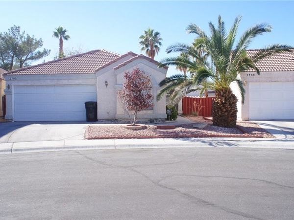 2705 Cheshire Court , Las Vegas, NV 89108