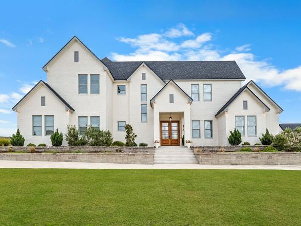 279 Royals Ranch Road, Lorena, TX 76655