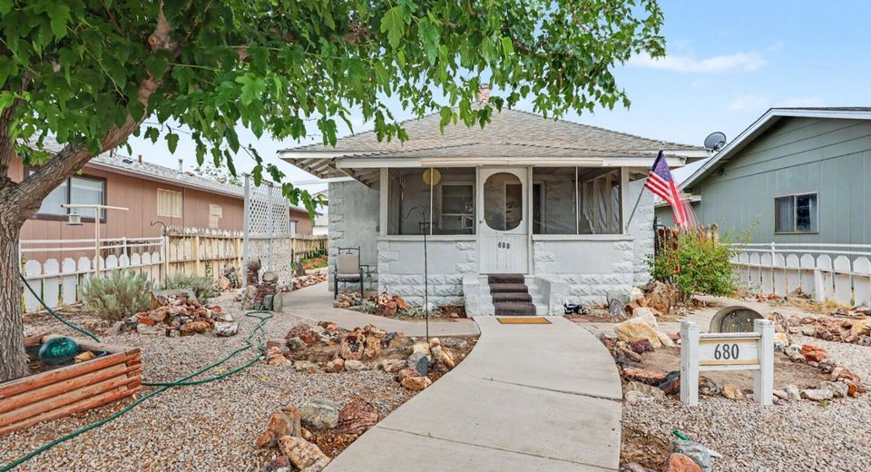 680 Douglas Street, Fallon, NV 89406 Photo