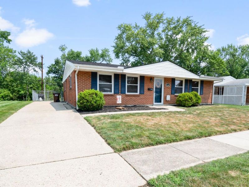 1733 Beaver Creek Lane, Kettering, OH 45429 Photo 2