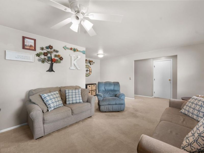 1733 Beaver Creek Lane, Kettering, OH 45429 Photo 7