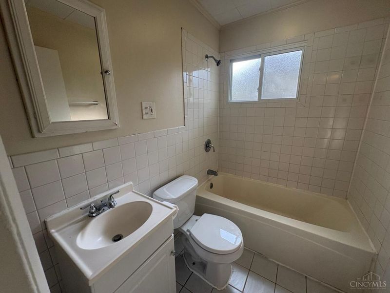 2574 Mariposa Street, Colerain Township, OH 45231 Photo 5