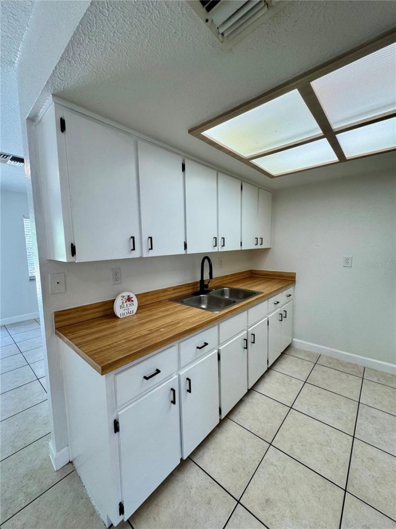 10440 Chalmer Street , Spring Hill, FL 34608 Photo