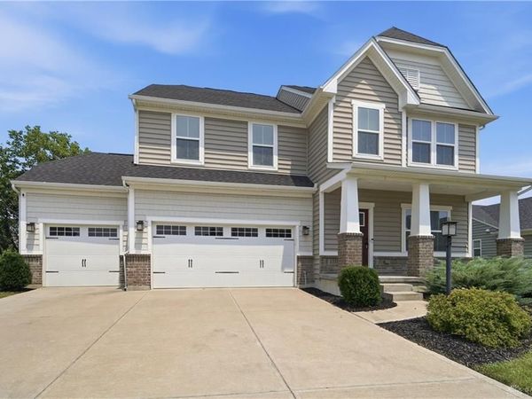 2657 Blueflag Street, Tipp City, OH 45371