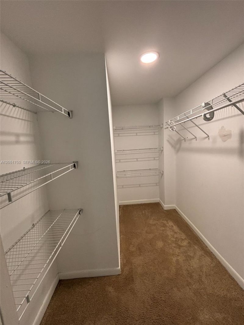 250 Jacaranda Dr , Unit 302, Plantation, FL 33324 Photo